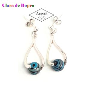 Clous pour oreilles pendantes en argent massif et perles malachite bleu