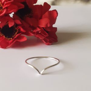 Bague chevron pour femme en argent massif