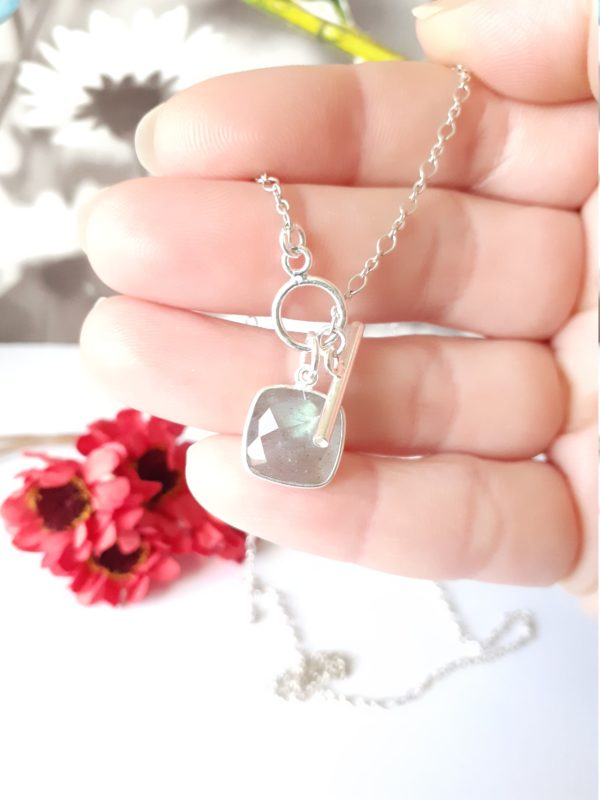 Labradorite collier minimaliste en argent massif rhodié
