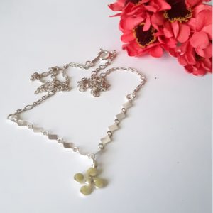 Croix basque collier minimaliste en argent 925 rhodié