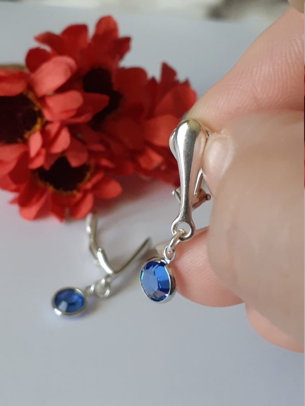 Clips pour oreilles en argent massif et cristaux bleu Saphir